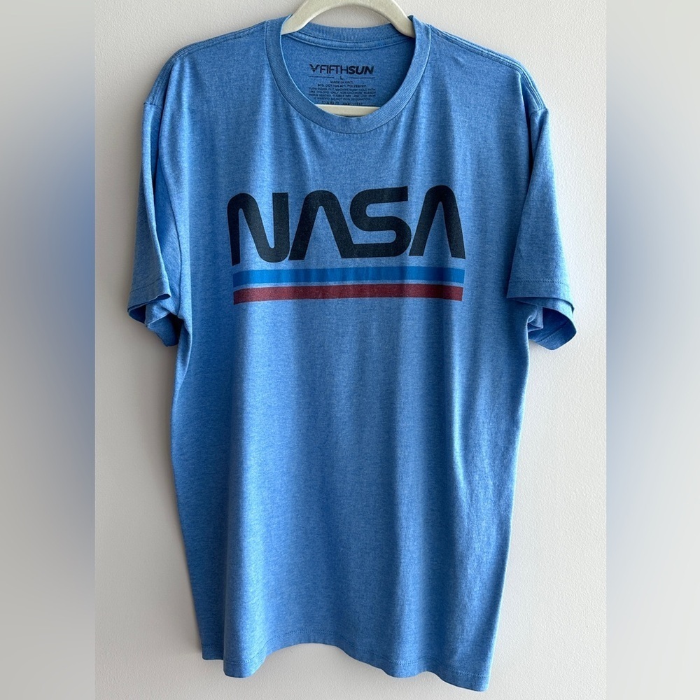 Fifth Sun NASA Logo Bright Blue Short Sleeve T-Shirt, Size Large